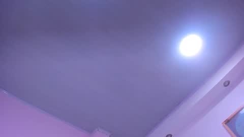 milk_zafira online show from November 19, 2:44 am