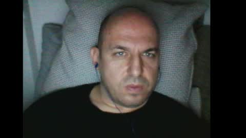 Snapshot of milkiwaay chatting on December 25, 11:10 pm Milkiwaay online show from December 25, 11:10 pm