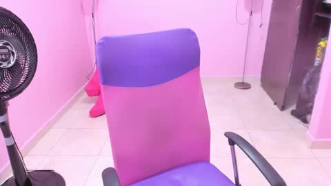 vale online show from December 6, 1:33 pm