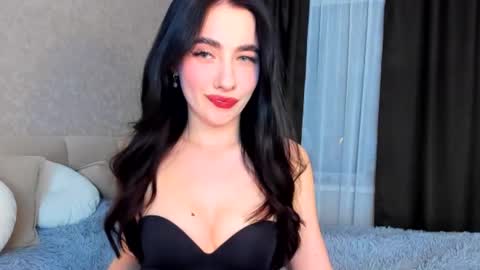 milla moore online show from October 23, 6:06 pm