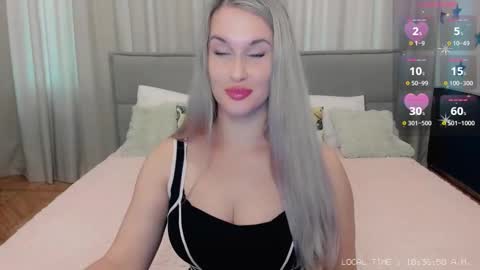 Snapshot of milla_na chatting on September 18, 7:43 am Millana online show from September 18, 7:43 am