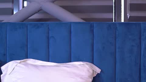 Milla online show from October 6, 5:49 am