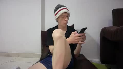 Snapshot of millerjdm chatting on October 24, 11:56 pm SlimnHungOH online show from October 24, 11:56 pm