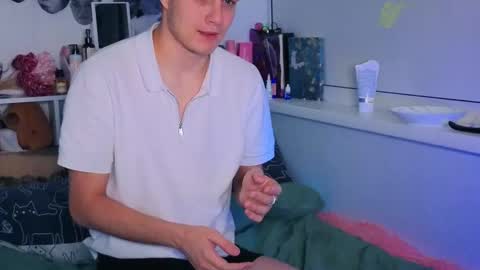 Millie online show from November 14, 2:27 pm