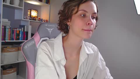 Milly online show from December 13, 7:58 am