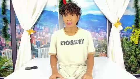 miltondelis online show from December 2, 3:12 am