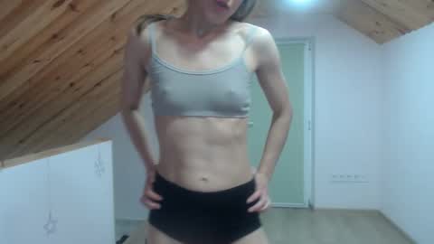 milusea online show from October 28, 4:31 pm