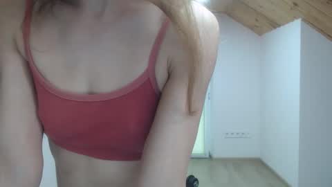 milusea online show from November 21, 8:46 am