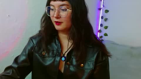 mily_baker online show from February 15, 11:36 pm