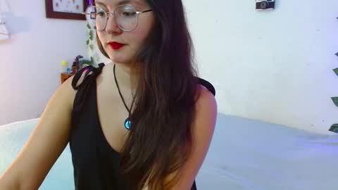 mily_baker online show from September 18, 11:07 pm