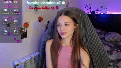 Emily online show from October 24, 2:35 pm