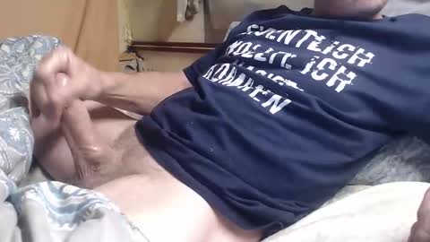 Snapshot of mimes32 chatting on November 4, 3:05 am mimes32 online show from November 4, 3:05 am