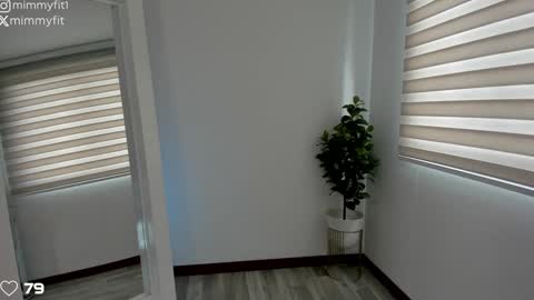 mimmyfit1 online show from February 3, 8:57 pm