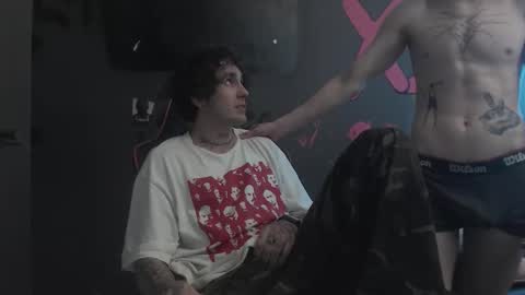 Snapshot of min1pekka chatting on September 22, 3:47 pm Max online show from September 22, 3:47 pm