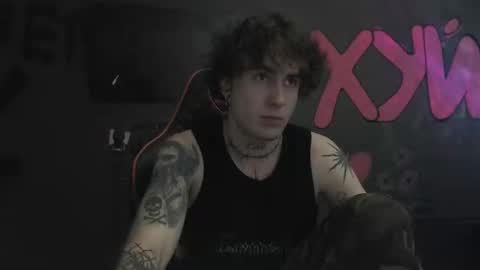 Snapshot of min1pekka chatting on October 19, 3:01 pm Max online show from October 19, 3:01 pm