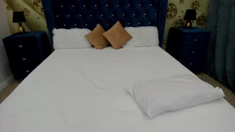 Snapshot of minchelskatrina chatting on December 25, 10:28 am minchelskatrina online show from December 25, 10:28 am