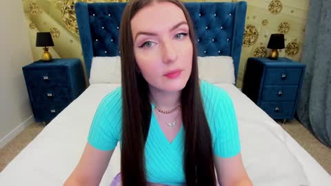 Snapshot of minchelskatrina chatting on January 31, 1:23 pm minchelskatrina online show from January 31, 1:23 pm