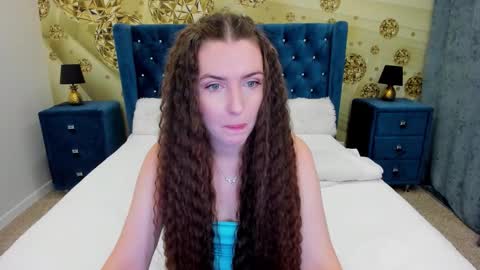 Snapshot of minchelskatrina chatting on October 7, 9:06 am minchelskatrina online show from October 7, 9:06 am