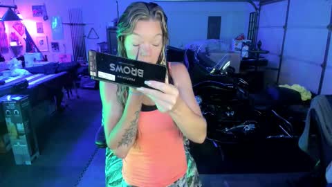 Mindy Mars online show from October 10, 2:49 pm