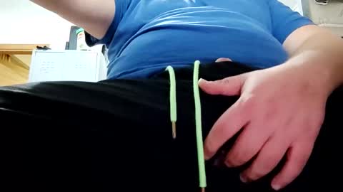 Snapshot of minecraftpickaxe chatting on December 13, 3:32 pm minecraftpickaxe online show from December 13, 3:32 pm