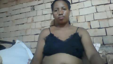 Minie4Tina online show from January 1, 10:32 am