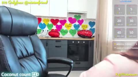 Snapshot of minionfriend chatting on February 9, 11:14 am minionfriend online show from February 9, 11:14 am