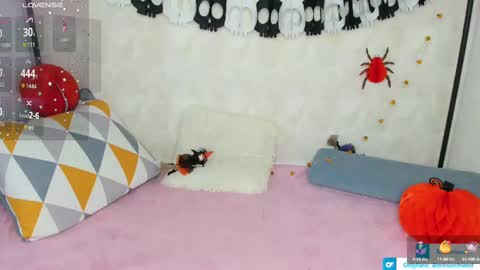 Snapshot of minionfriend chatting on October 10, 10:25 am minionfriend online show from October 10, 10:25 am