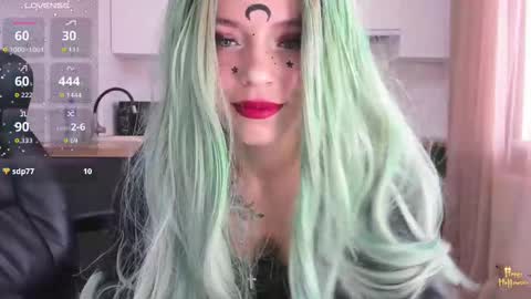 Snapshot of minionfriend chatting on October 19, 10:38 am minionfriend online show from October 19, 10:38 am