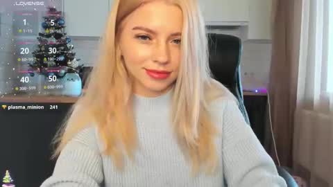 Snapshot of minionfriend chatting on December 14, 11:37 am minionfriend online show from December 14, 11:37 am