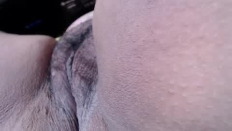 Andrea online show from March 1, 10:31 pm