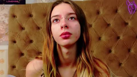 mira_lynxx online show from November 29, 1:52 am