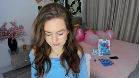 Emma online show from February 23, 1:21 pm