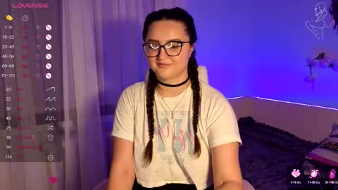 miraluccian online show from September 21, 7:59 pm