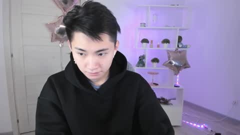              online show from December 2, 9:02 am