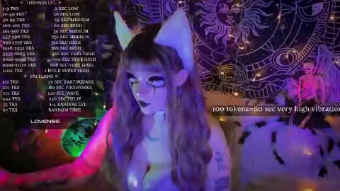 Snapshot of mirareed chatting on October 24, 12:41 am mirareed online show from October 24, 12:41 am