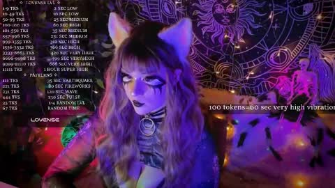 Snapshot of mirareed chatting on October 30, 3:52 am mirareed online show from October 30, 3:52 am