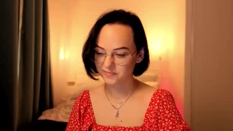 MiraSkyy online show from September 14, 2:49 pm