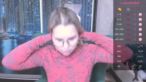 Kira online show from December 5, 7:28 pm