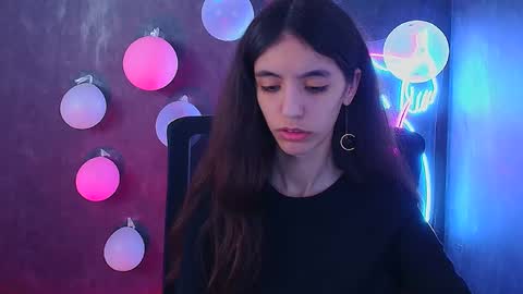 Miri online show from February 16, 4:10 pm