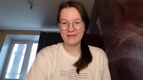 Snapshot of miriamor chatting on January 16, 8:00 am Mira online show from January 16, 8:00 am