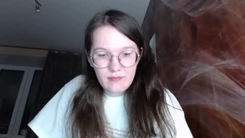 Snapshot of miriamor chatting on January 16, 3:02 pm Mira online show from January 16, 3:02 pm