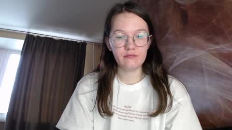 Snapshot of miriamor chatting on January 17, 10:11 am Mira online show from January 17, 10:11 am