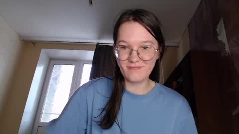 Snapshot of miriamor chatting on January 23, 10:32 am Mira online show from January 23, 10:32 am