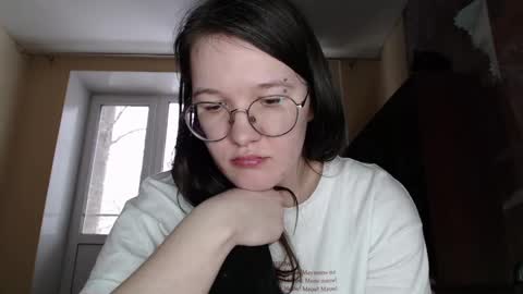 Snapshot of miriamor chatting on February 23, 10:17 am Mira online show from February 23, 10:17 am