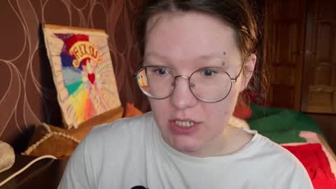 Snapshot of miriamor chatting on November 14, 7:29 am Mira online show from November 14, 7:29 am