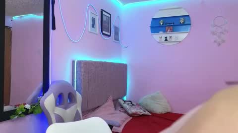 Snapshot of misofialeal chatting on September 23, 7:39 pm misofialeal online show from September 23, 7:39 pm