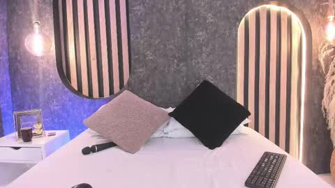 Snapshot of miss10_antonella chatting on March 10, 8:34 pm Antonella online show from March 10, 8:34 pm