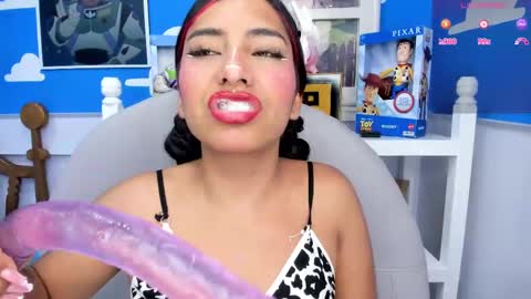 Allison online show from February 11, 11:10 am