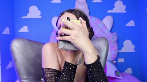 Sara online show from January 21, 9:25 pm