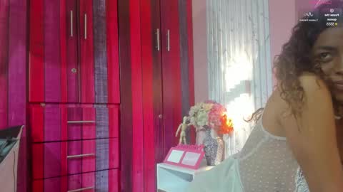 miss__smith_ online show from October 6, 8:39 pm